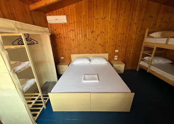 Feriested Miqt - *